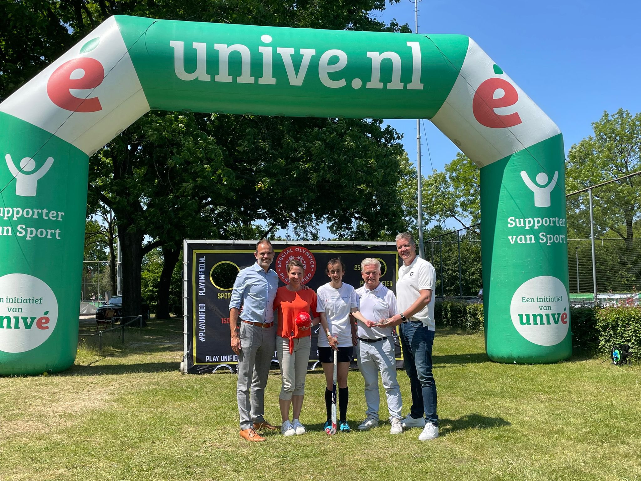 Vrolijke gezichten tijdens Special Olympics Regionale Spelen in Breda