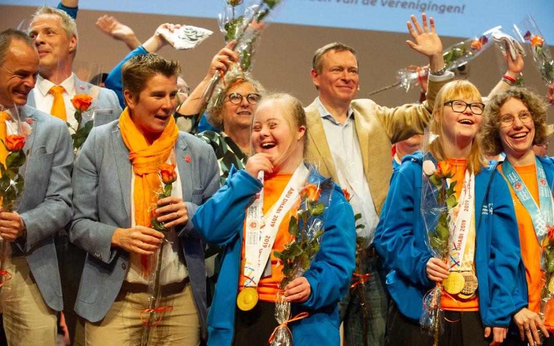 Special Olympics Team NL gehuldigd door minister Bruno Bruins: ‘’Ik ben trots op dit Oranjelegioen!”