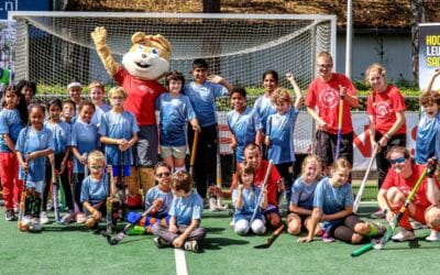 Inclusieve clinic bij WK Para Hockey: Samen hockeyen, samen plezier maken